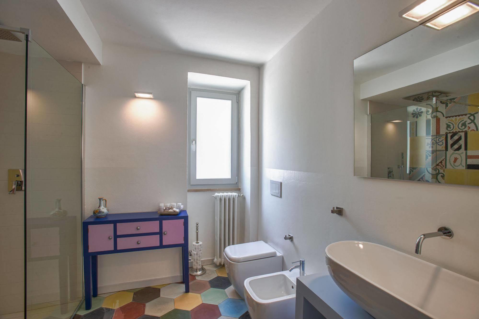 Li Pappi Antico Casale Bed & Breakfast กาลาตีนา ภายนอก รูปภาพ